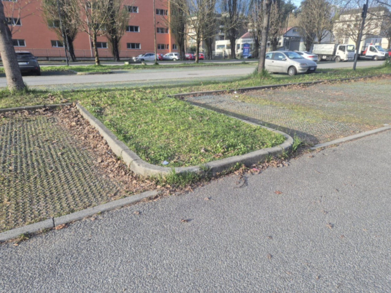 Parcheggio zona cimitero: a breve l’ampliamento