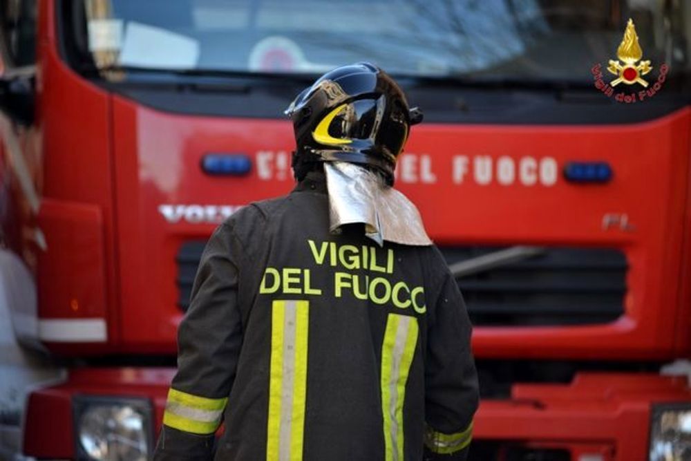 Pasqua di super lavoro per i Vigili del fuoco: intervento anche a Casatenovo