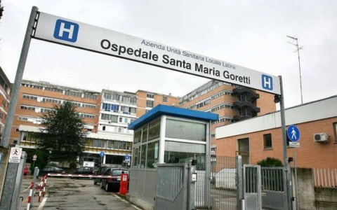 Pochi medici, reparto al collasso con rischio per i pazienti. Esplode il caso del reparto di Ginecologia-Ostetricia del Goretti, esposto in Procura. Questa sera a Monitor il documento