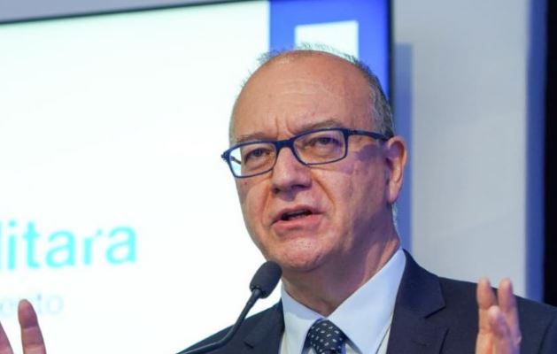 Protesta al Galilei, tensione durante la visita del ministro Valditara