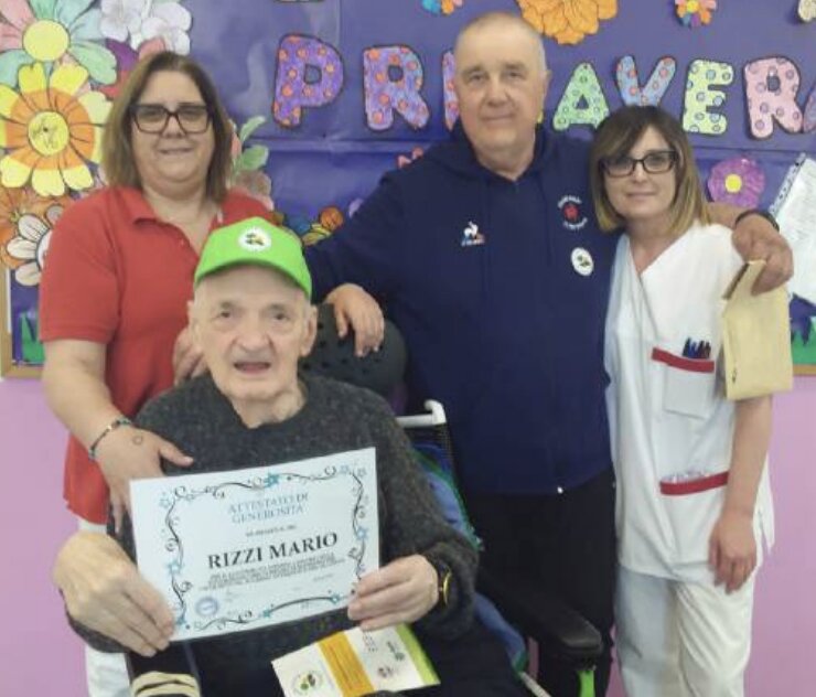 «Pulmino dei nonni», il primo benefattore è un ospite della Rsa di Manerbio