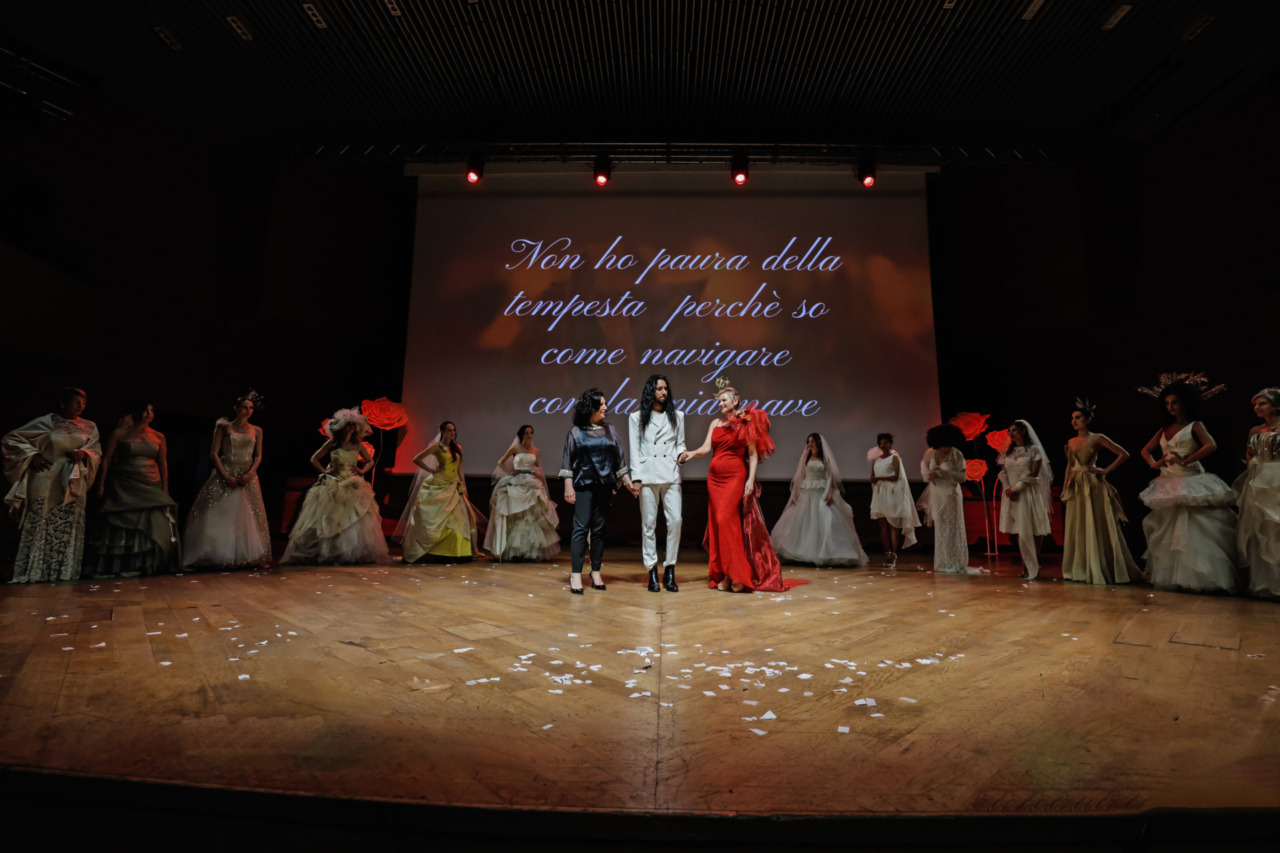 Yvonne Paiano: la stilista di Palestro che veste il coraggio delle donne in lotta contro il cancro