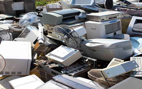 Raccolta dei Raee, Prato maglia nera in Toscana