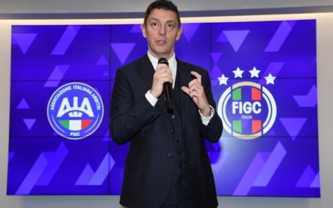 Rocchi si autosospende: “Uscirò indenne e più forte di prima”