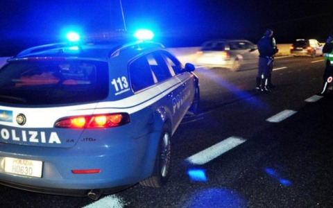 Ruba un camion e muore durante la fuga, i complici arrestati a Quincinetto