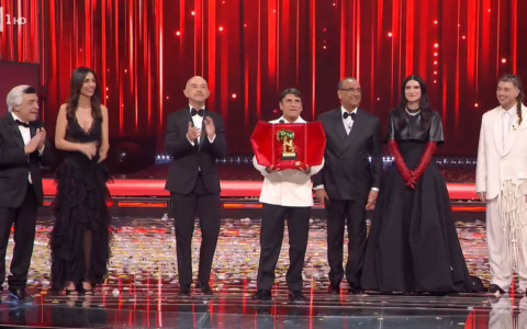 Sanremo 2026: rispetto all’anno scorso, dopo due mesi le canzoni sono “sparite”