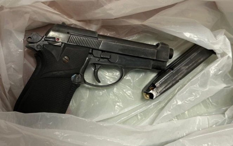 Sequestrati e picchiati a scopo di estorsione, 4 arresti in flagranza della polizia di stato.