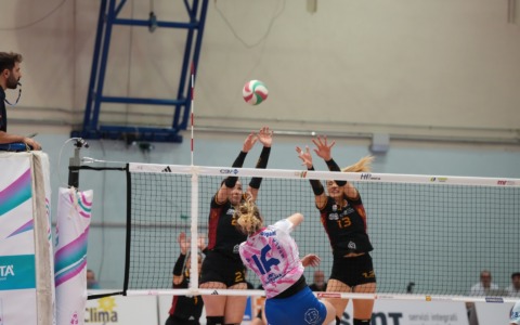 SMI Roma sconfitta ai play off. Giallorosse eliminate ai quarti di finale