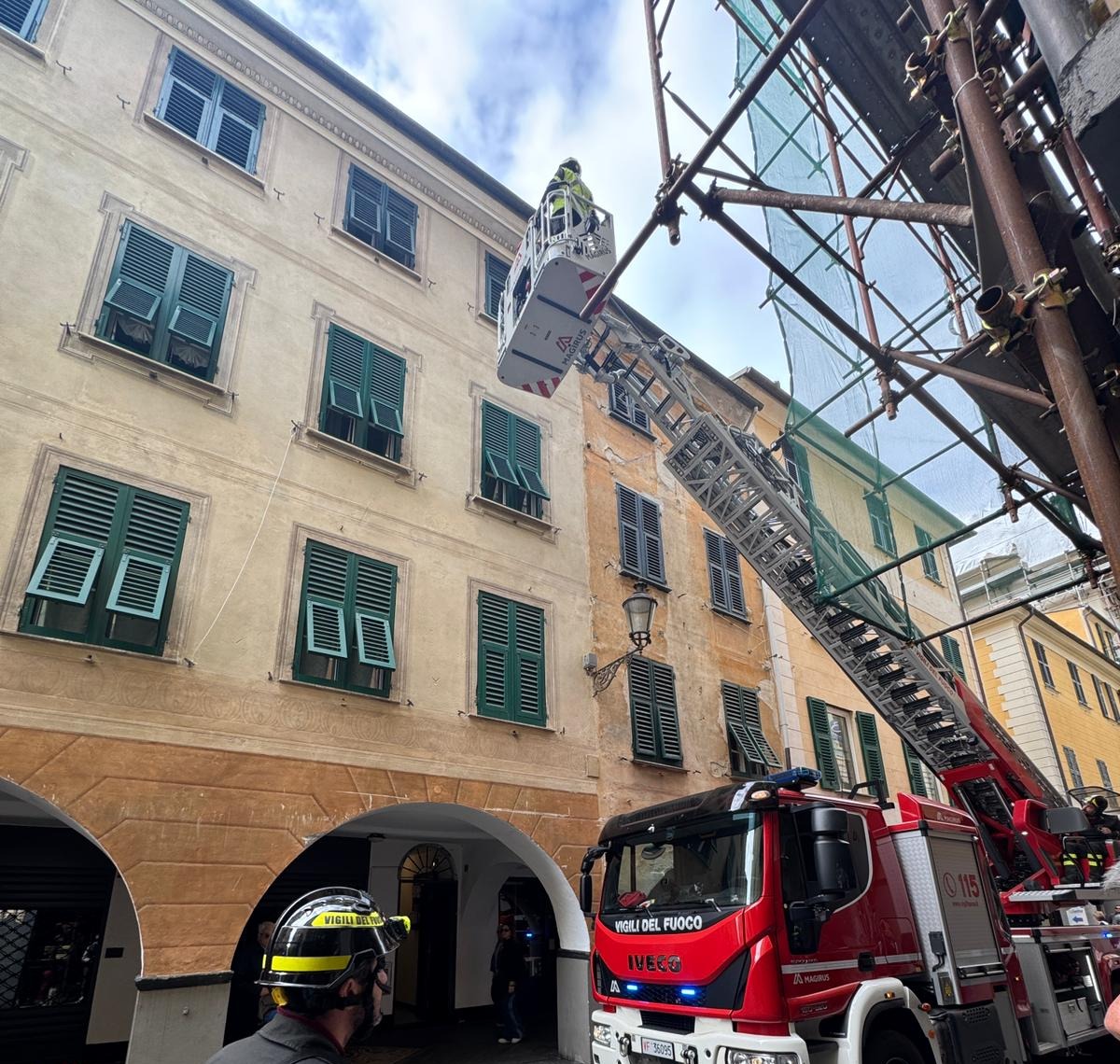 Soccorso in un’abitazione a Chiavari: due persone bloccate in casa