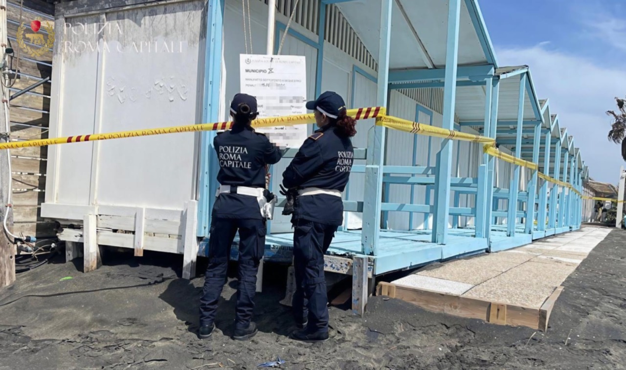 Stabilimenti balnesari abusivi, sequestrati “La Caletta” e “L’Oasi”