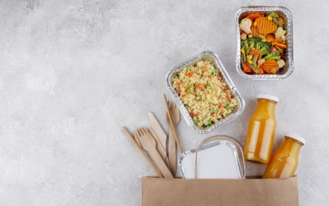 Stop ai cibi ultra formulati nelle scuole