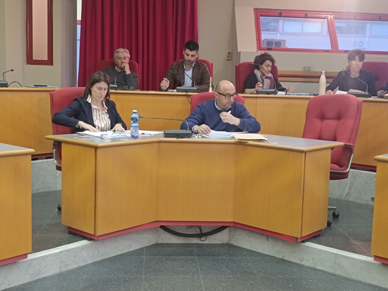 Taggia assegna le spiagge libere attrezzate ad Amaie Energia. Opposizione: “È contro la legge”