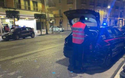Tenta di rubare il monopattino ad un minore, arrestato