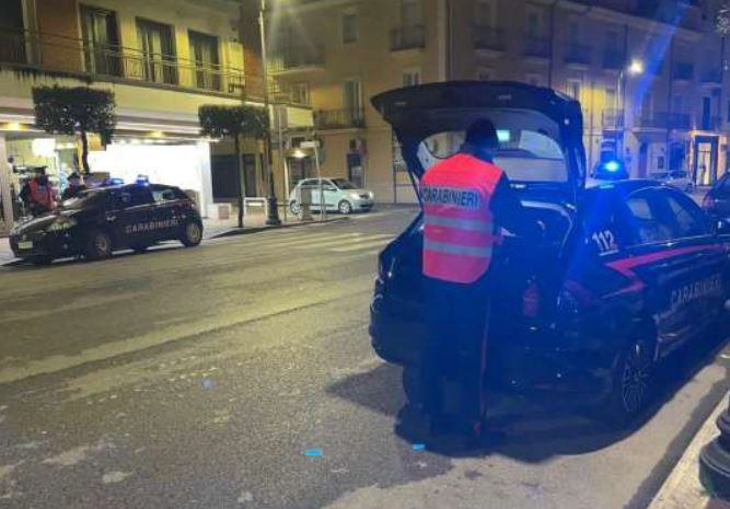 Tenta di rubare il monopattino ad un minore, arrestato