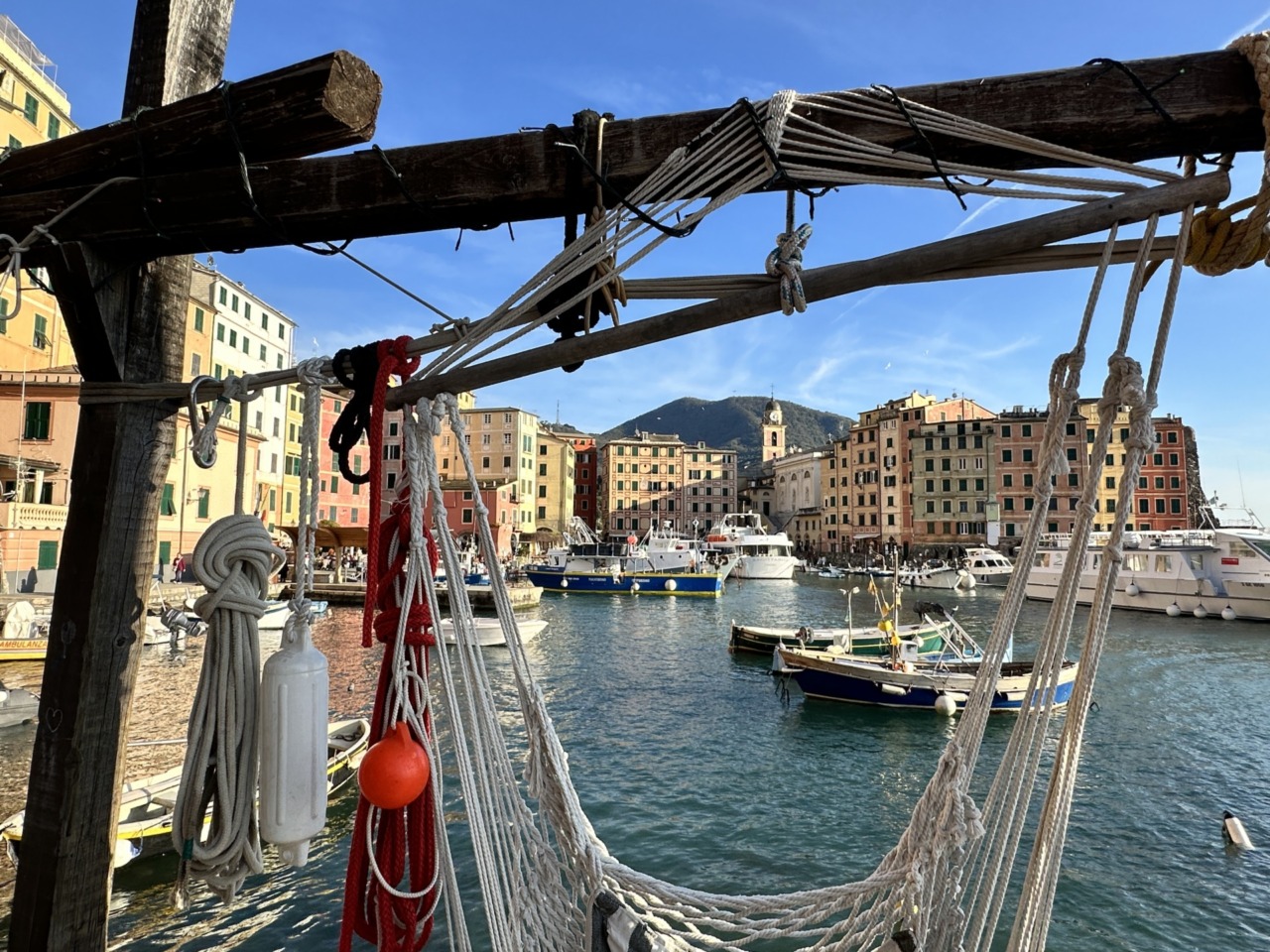 Turismo, “Liguria vicino al tutto esaurito per il ponte del 1° maggio”