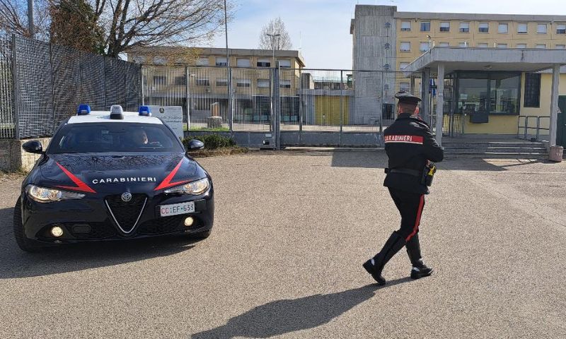 Venticinque anni di violenza nei confronti della moglie: arrestato un 56 enne