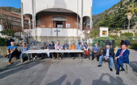 Via San Secondo “non è a norma e non è sicura”, scatta la petizione