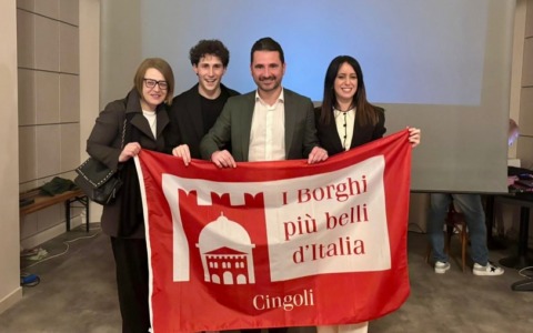 Vince il “balcone delle Marche”: Cingoli è il “Borgo dei borghi” di quest’anno