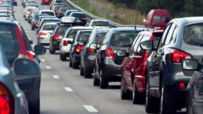 A12, code a tratti verso Livorno tra il bivio con la A7 e Recco per traffico intenso