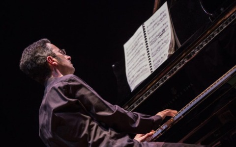 Andrea Bacchetti alle Clarisse di Rapallo: quattro secoli di musica tra Bach e il Novecento