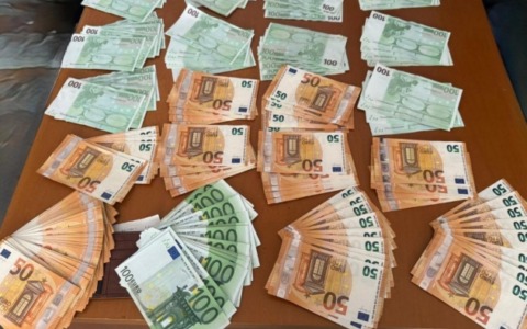Anziana raggirata da un finto carabiniere a Pavia: la Polizia arresta il malvivente e recupera l’oro