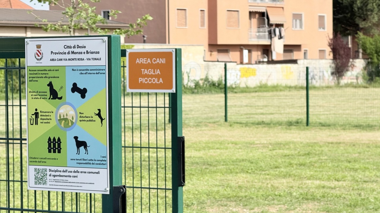 Apre la nuova area cani di via Monte Rosa