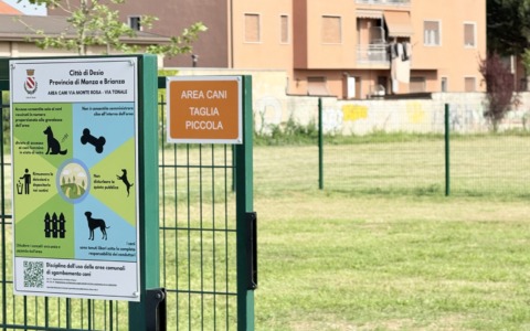 Apre la nuova area cani di via Monte Rosa
