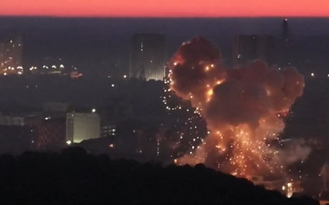 Attacco russo nella notte su Kiev e nella regione: quattro morti e sessanta feriti
