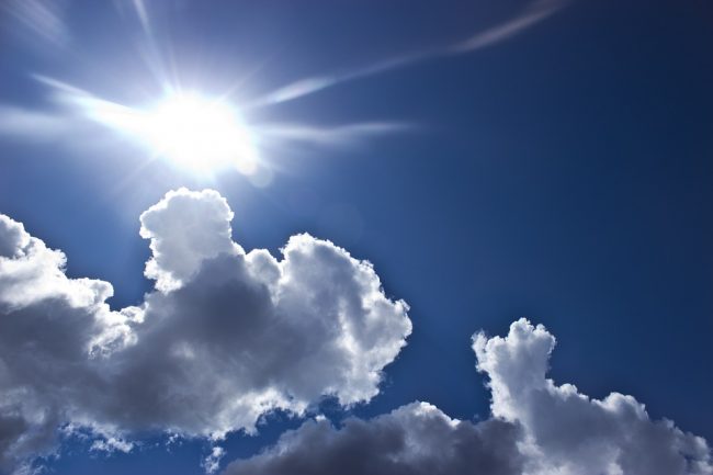 Bel tempo, poche nubi e 30 gradi nel weekend lungo. Ma attenzione ai temporali del 2 Giugno…