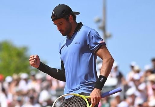 Berrettini, Cobolli e Arnaldi avanzano al Roland Garros