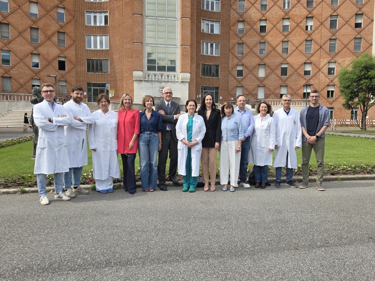 Breast Unit Spedali Civili di Brescia: consegnata la donazione dell’associazione Pink Charity