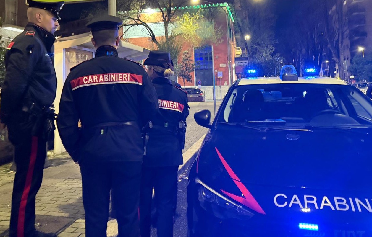 Caos al liceo Montale: spray al peperoncino in classe, intossicate una studentessa e una collaboratrice