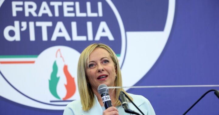 Caso Debora Piazza, Meloni esprime solidarietà a Schlein: “Inaccettabili le parole di un’esponente della Lega”