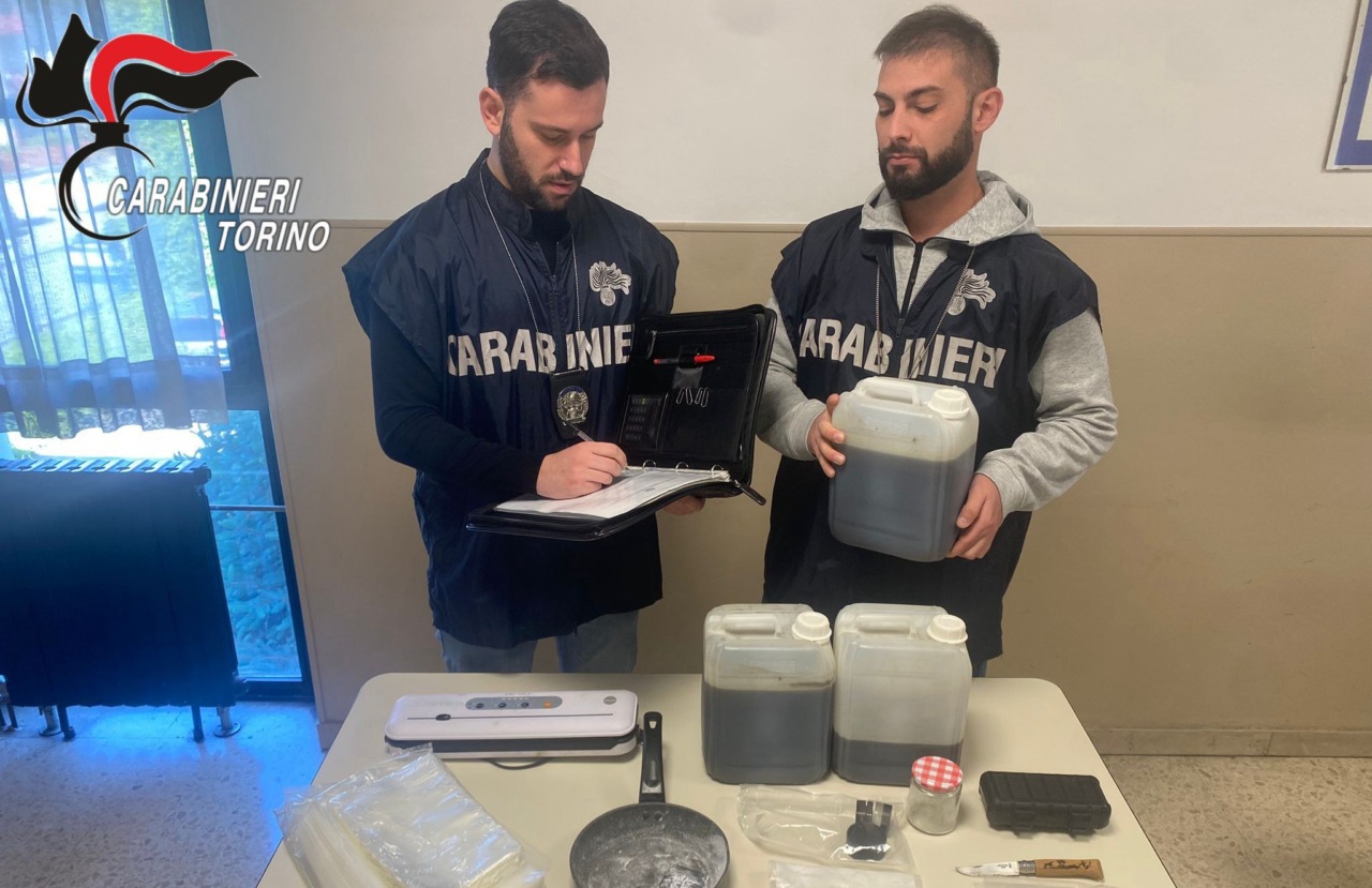 Contrasto alla spaccio di droga: arrestate 5 persone nel Canavese