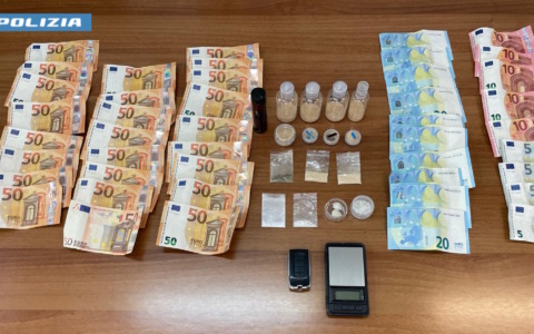 Controlli della Polizia, quattro spacciatori in manette
