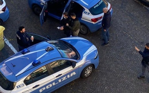 Controlli e arresti della polizia di frontiera al confine di Ventimiglia