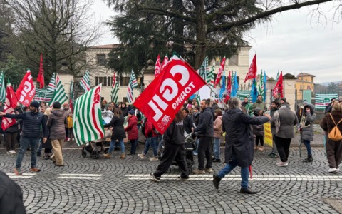 Crisi Konecta, “Lo stato di agitazione è la logica conseguenza dei trasferimenti”