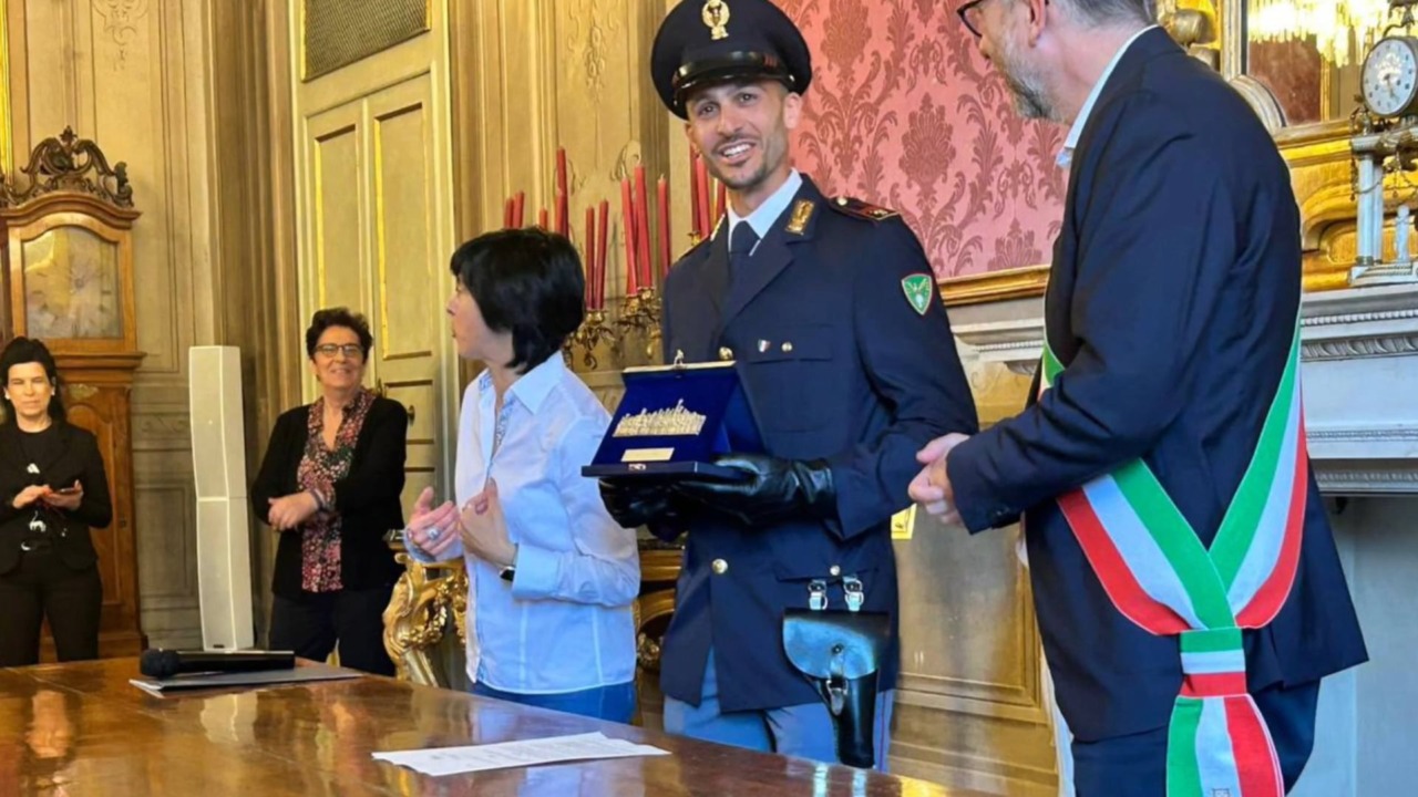 Davide De Ceglie campione di nuoto insegnito della Turrita d’Argento