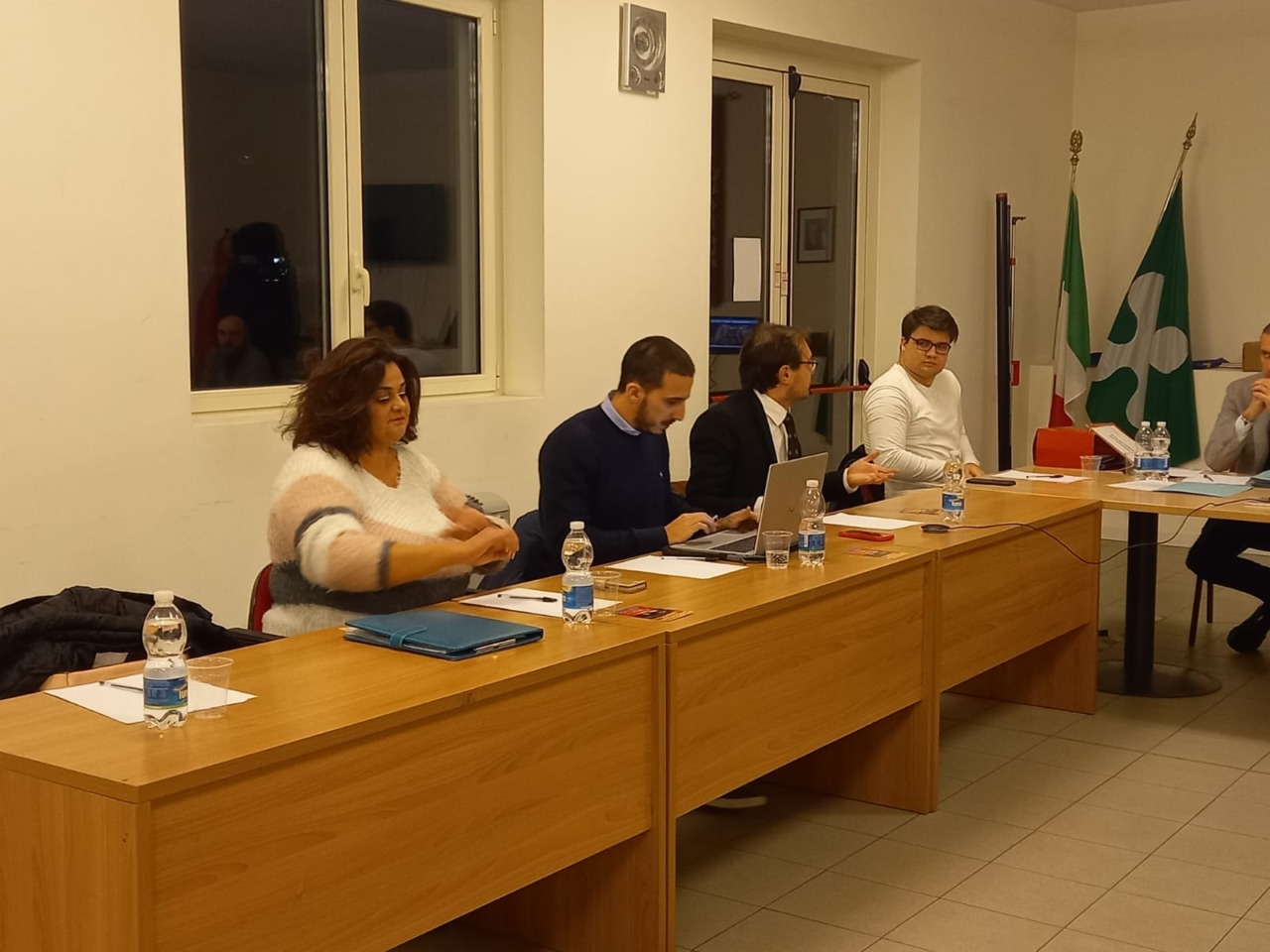 Debora Piazza scaricata dal suo gruppo consiliare: “Distanza incolmabile dalle sue dichiarazioni”