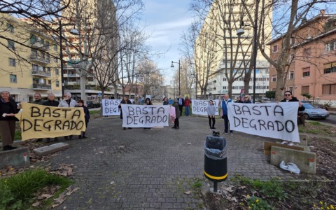 Degrado in via Don Morosini, l’opposizione chiede un consiglio comunale straordinario