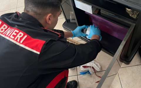 Droga e armi, quattro arresti dei carabinieri