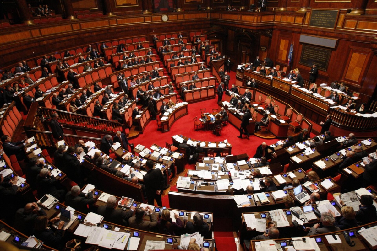 Emendamenti Decreto fiscale oggi in Senato: stretta sul telemarketing, dopo l’energia anche la telefonia