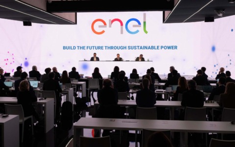 Enel ha lanciato con successo un bond da 2,5 miliardi in due tranche nel mercato euro