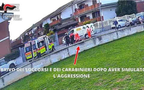 Finge un accoltellamento per impossessarsi dell’incasso: denunciato corriere di 52 anni
