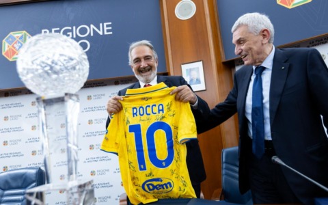 Frosinone premiato da Rocca: “Orgoglio per il territorio”. Stirpe: “Non è stata la vittoria dei soldi”