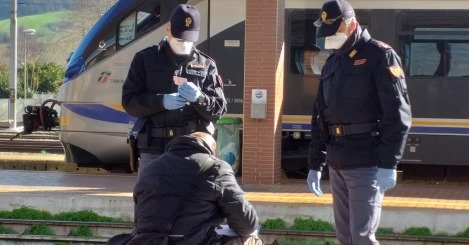 Furto a bordo di un treno, clandestino arrestato dalla Polfer