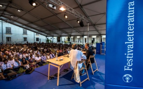 Il Festivaletteratura di Mantova compie trent’anni: Regione Lombardia finanzia l’edizione storica con 100mila euro