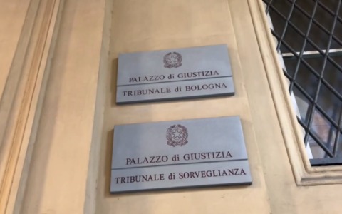 Il sindaco Matteo Lepore: “Rispetto per il lavoro della magistratura”