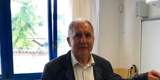 Il sindaco replica alla proposta di un Patto civico per i giovani: “La consegna della Costituzione ai diciottenni già esiste”
