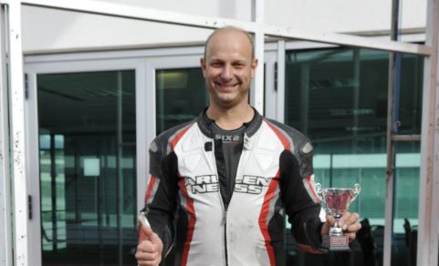 Incidente all’autodromo di Vallelunga, morto un motociclista. La vittima è Dimitri Tempesti